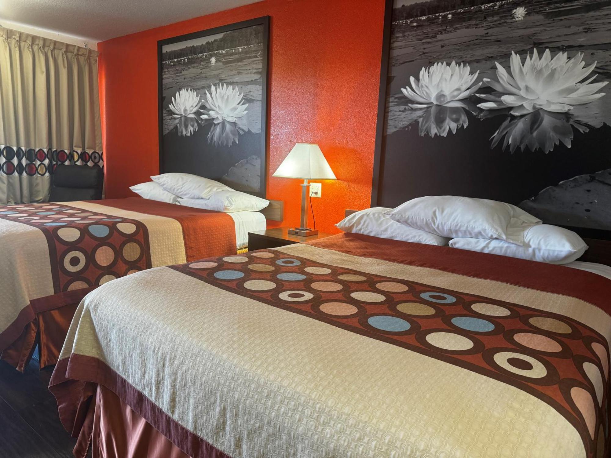 Super 8 By Wyndham Giddings Hotell Eksteriør bilde
